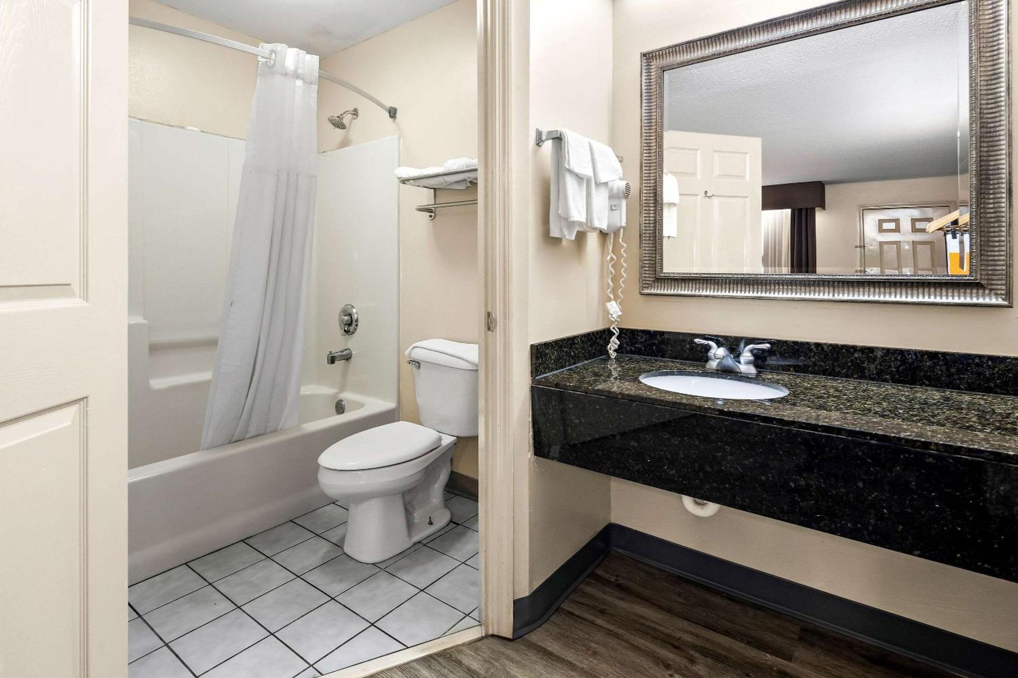Quality Inn Decatur River City Exterior foto